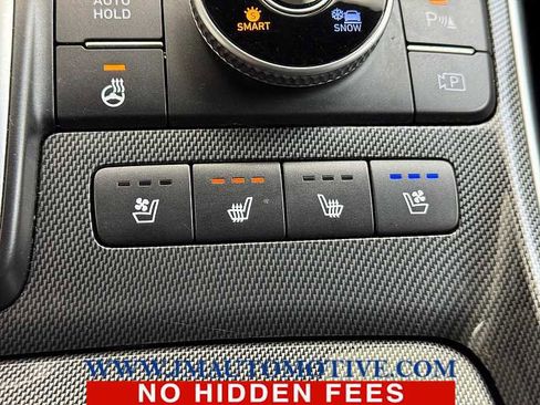 Used 2022 Hyundai Santa Fe Limited AWD/4WD image 38
