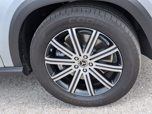 Used 2025 Mercedes-Benz GLE 450 4MATIC image 11