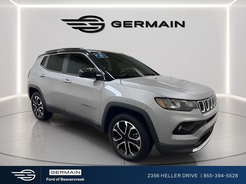 Used 2023 Jeep Compass Limited AWD/4WD image 1