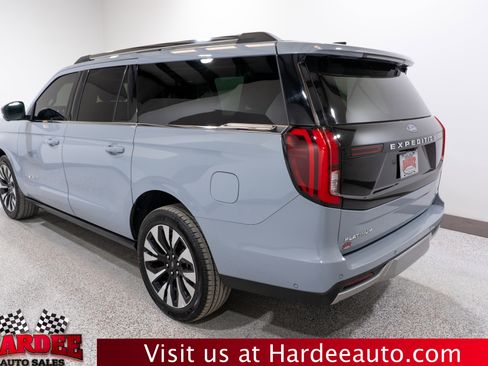 Used 2025 Ford Expedition Max Platinum w/ Driver's Package image 3