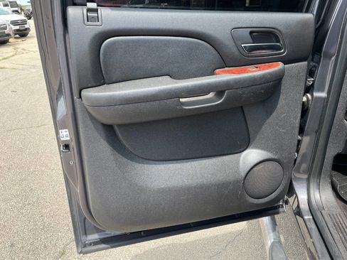 Used 2011 Chevrolet Silverado 3500 LTZ w/ LTZ Plus Package image 21