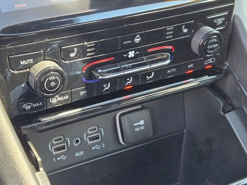 Certified 2024 Jeep Grand Cherokee L Limited image 28