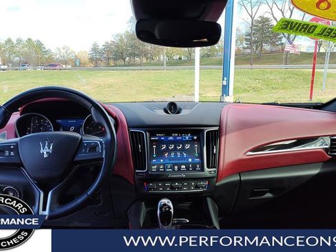 Used 2018 Maserati Levante S image 17