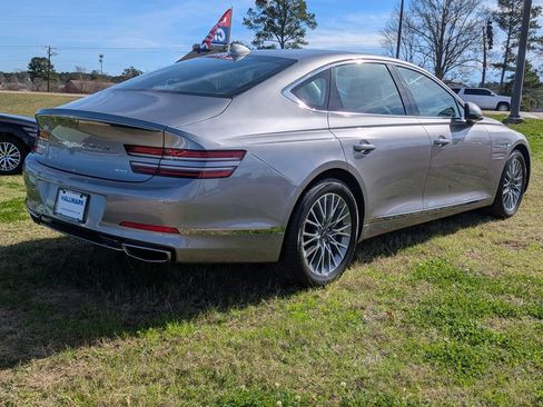 Used 2023 Genesis G80 2.5T image 3