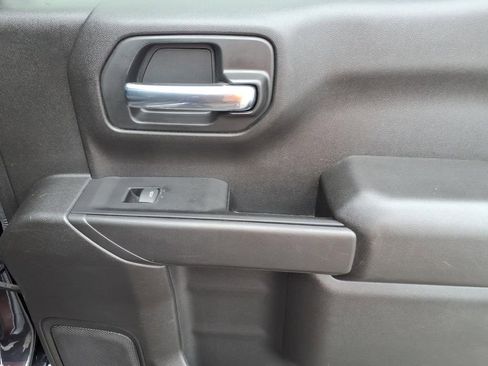 Used 2022 Chevrolet Silverado 1500 Custom Trail Boss image 11