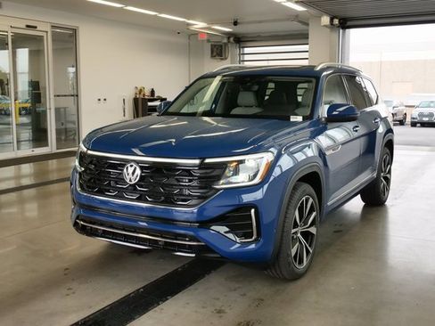 New 2026 Volkswagen Atlas SEL Premium R-Line image 3