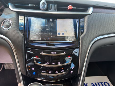 Used 2019 Cadillac XTS Luxury FWD image 26
