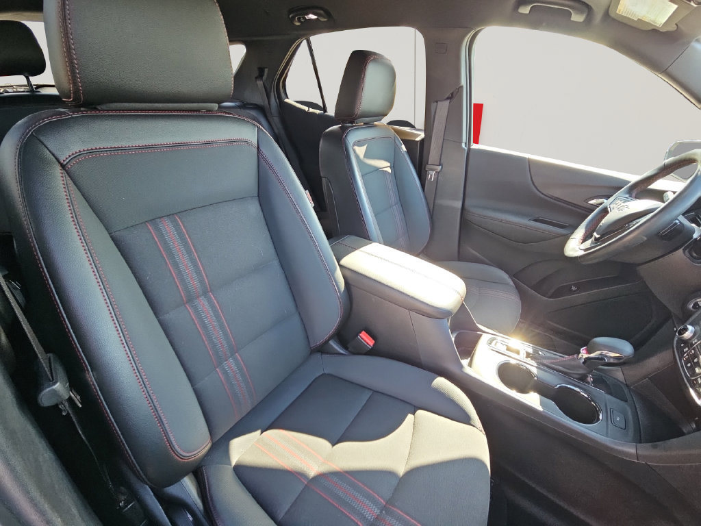 Used 2024 Chevrolet Equinox RS FWD image 16
