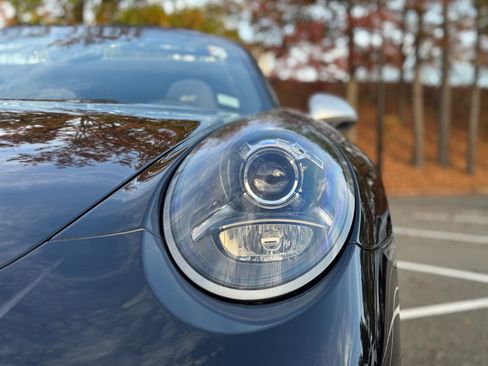 Used 2019 Porsche 911 image 27