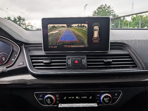 Used 2018 Audi SQ5 Premium Plus AWD/4WD image 25