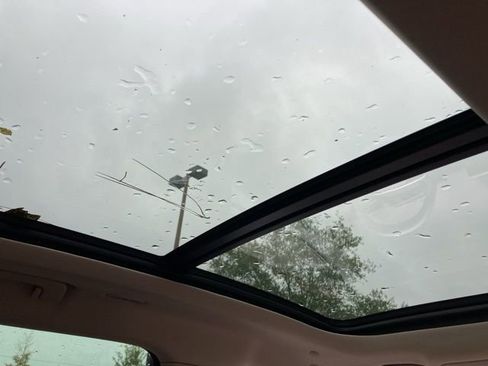 Used 2025 Lincoln Nautilus Premier w/ Equipment Group 102A image 26