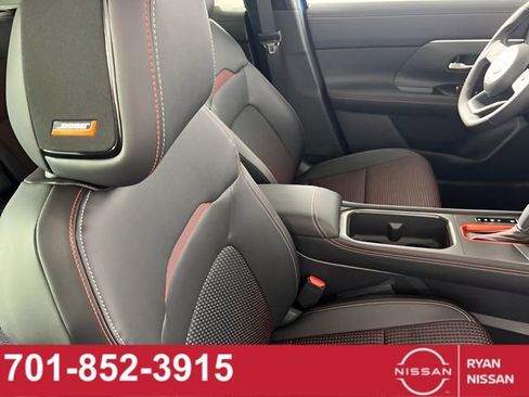 New 2025 Nissan Kicks SR w/ SR Premium Package image 27