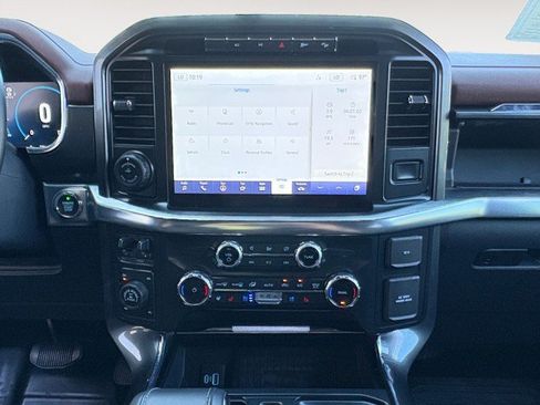 Used 2022 Ford F150 Lariat w/ Equipment Group 502A High AWD/4WD image 8