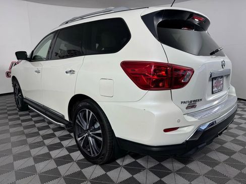 Used 2018 Nissan Pathfinder Platinum image 30
