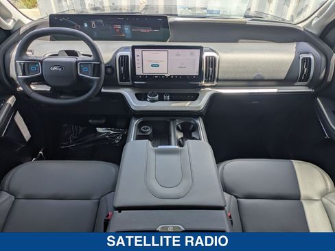 New 2026 Ford Expedition Active RWD image 21