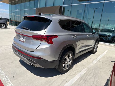Used 2023 Hyundai Santa Fe SEL w/ Cargo Package AWD/4WD image 4