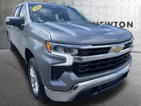 Used 2023 Chevrolet Silverado 1500 LT AWD/4WD image 1