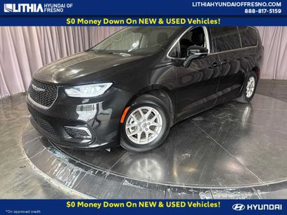 Used 2024 Chrysler Pacifica Touring-L