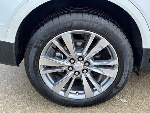 Used 2025 Cadillac XT5 Premium Luxury image 29