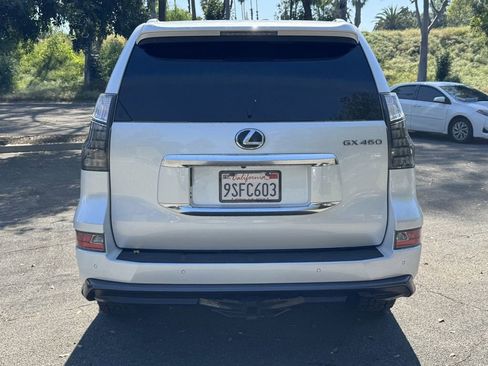 Used 2023 Lexus GX 460 Luxury w/ Sport Design Package image 5