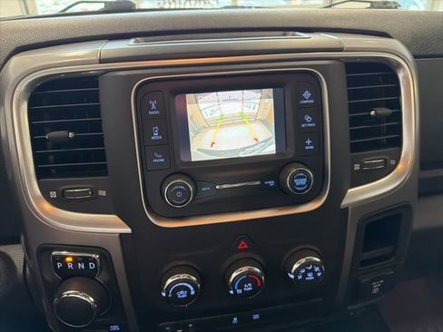Used 2022 RAM 1500 Classic SLT w/ Protection Group AWD/4WD image 2