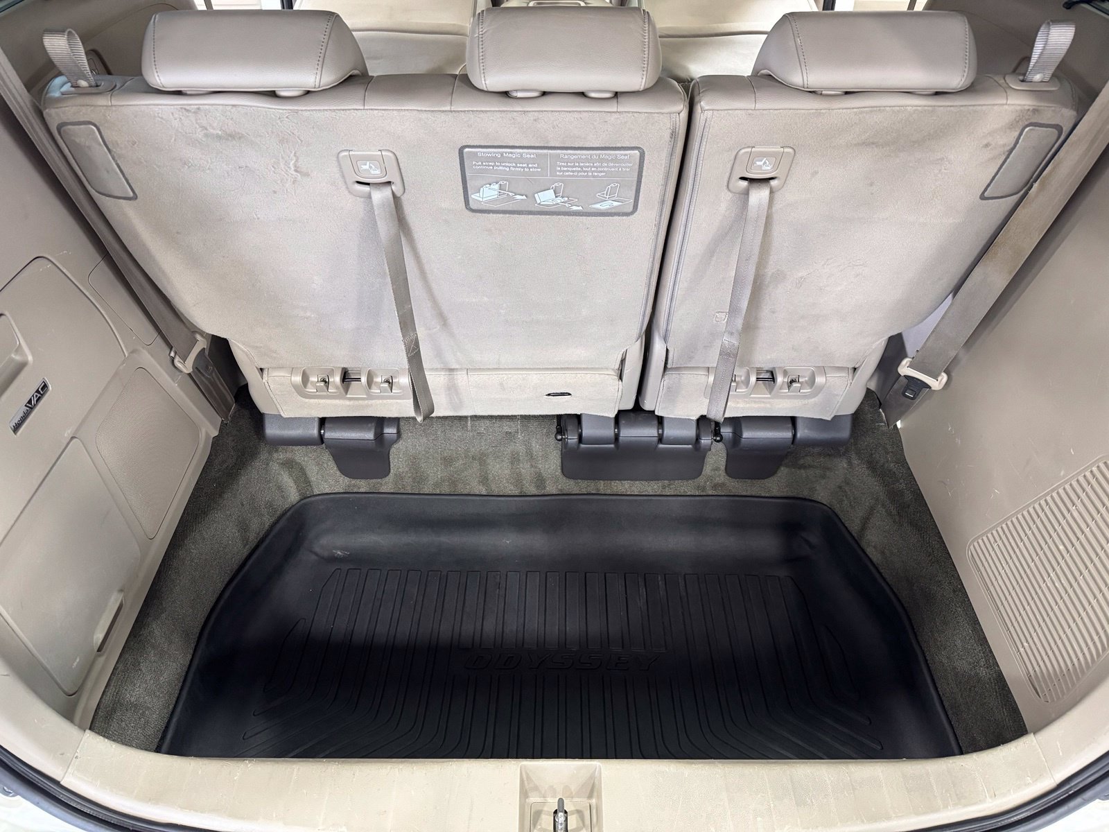 Used 2014 Honda Odyssey Touring image 47