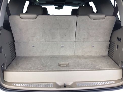 Used 2019 Chevrolet Tahoe Premier image 13