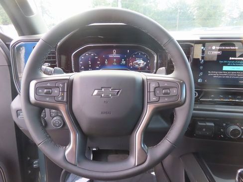 Certified 2025 Chevrolet Silverado 1500 ZR2 w/ Technology Package image 19