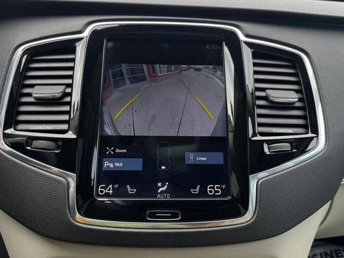 Used 2016 Volvo XC90 T6 Momentum w/ Momentum Plus Package AWD/4WD image 29