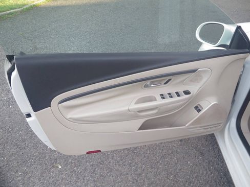 Used 2008 Volkswagen Eos 2.0T FWD image 7