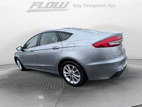 Used 2020 Ford Fusion SE image 6