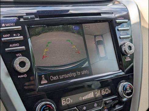 Used 2021 Nissan Murano SL w/ SL Moonroof Package FWD image 15