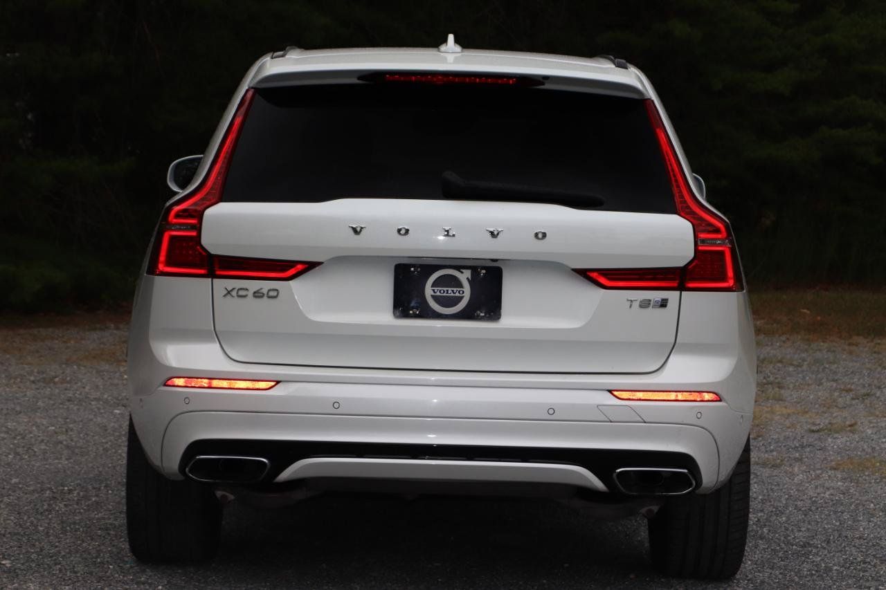 Used 2018 Volvo XC60 T8 R-Design w/ Convenience Package AWD/4WD image 4