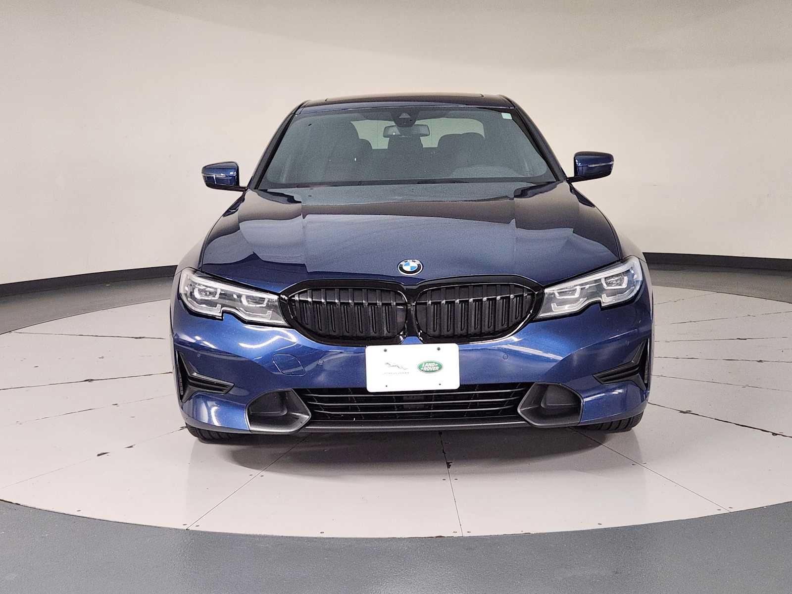Used 2021 BMW 330i Sedan w/ Convenience Package RWD image 9
