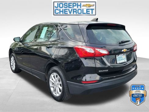 Used 2019 Chevrolet Equinox LS w/ LPO, Floor Liner Package FWD image 3