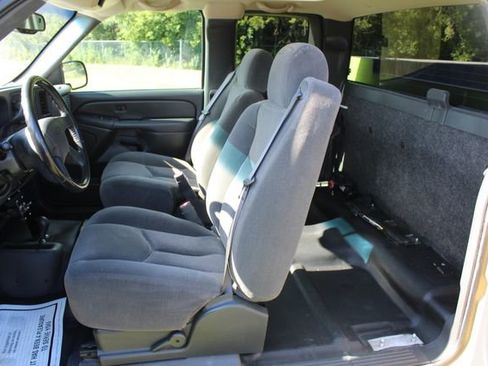 Used 2007 Chevrolet Silverado 2500 LT w/ Heavy-Duty Power Package image 19