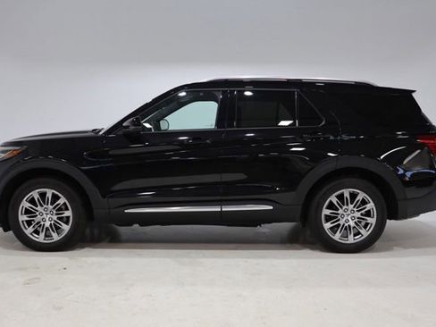 Used 2026 Ford Explorer Platinum AWD/4WD image 4