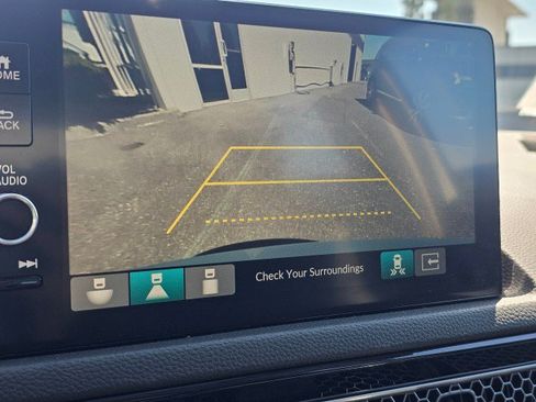 Used 2022 Honda Civic Touring image 29