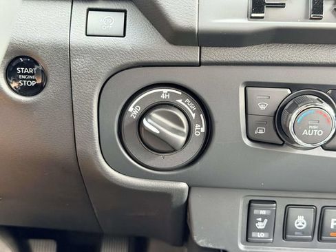 New 2026 Nissan Frontier SV w/ SV Convenience Package AWD/4WD image 22