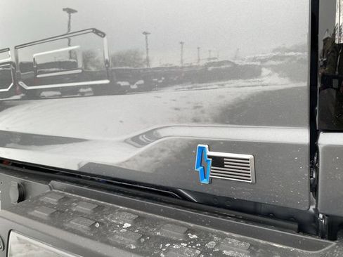 New 2025 Ford F150 Lightning Flash image 30