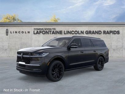 New 2025 Lincoln Navigator L Reserve w/ Jet Appearance Package