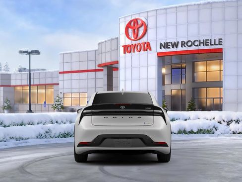 New 2026 Toyota Prius Plug-In Hybrid FWD image 8