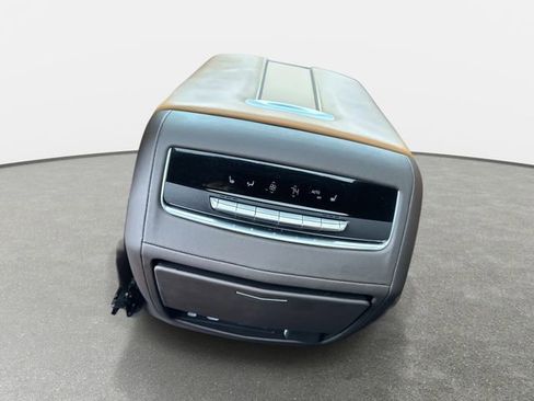 Certified 2024 Cadillac Escalade ESV Premium Luxury w/ Performance Package image 16