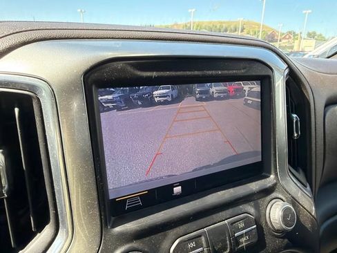Used 2019 Chevrolet Silverado 1500 LT Trail Boss AWD/4WD image 13