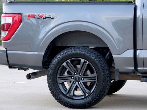 Used 2022 Ford F150 Lariat w/ Max Trailer Tow Package image 27