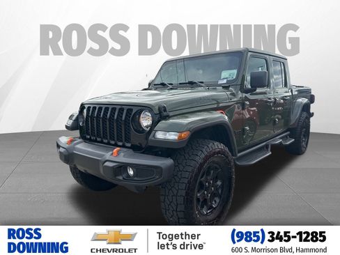Used 2023 Jeep Gladiator Willys image 1