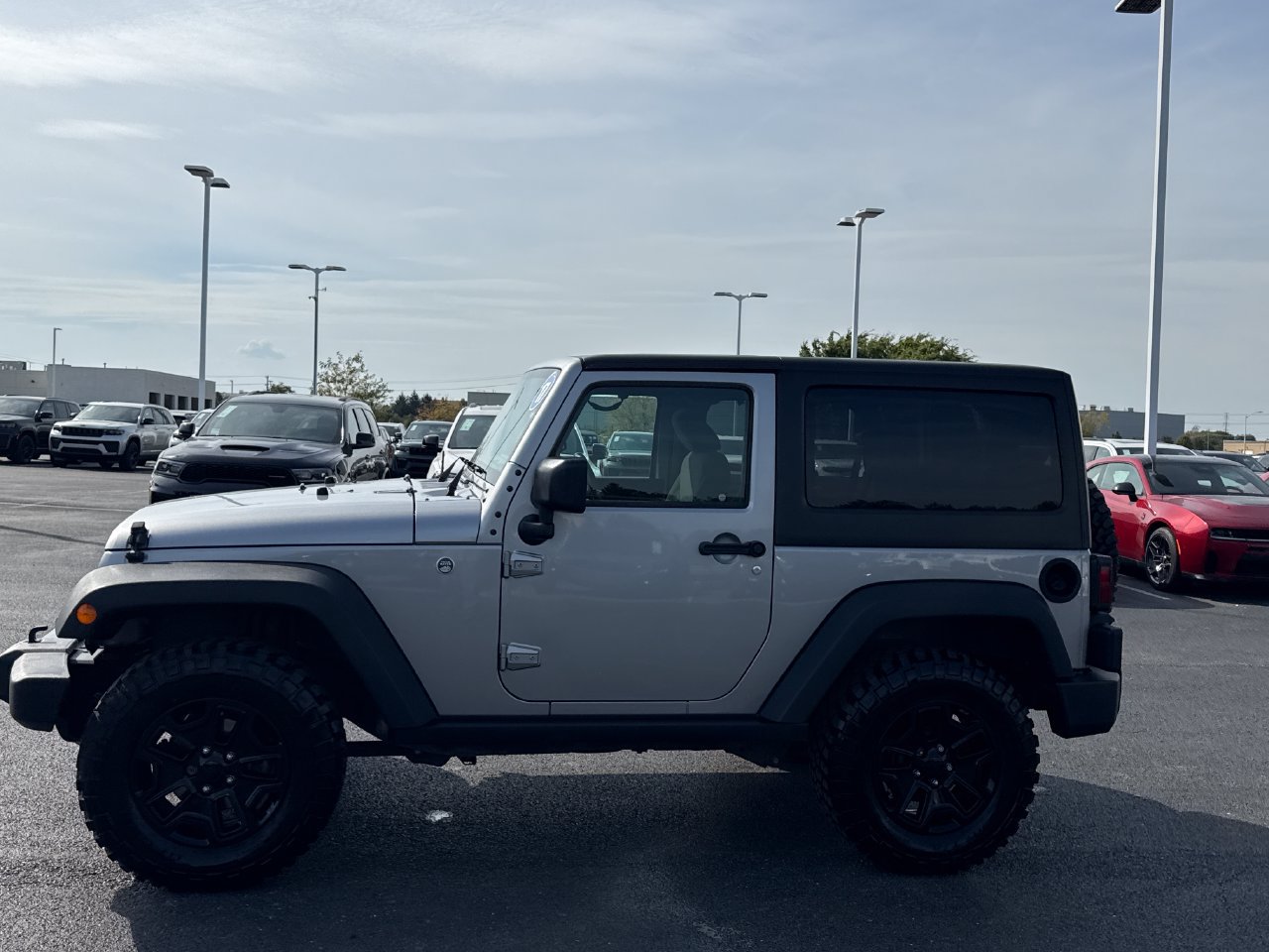 Used 2017 Jeep Wrangler Sport AWD/4WD image 6