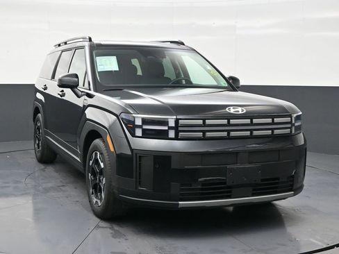 Used 2025 Hyundai Santa Fe SEL image 7