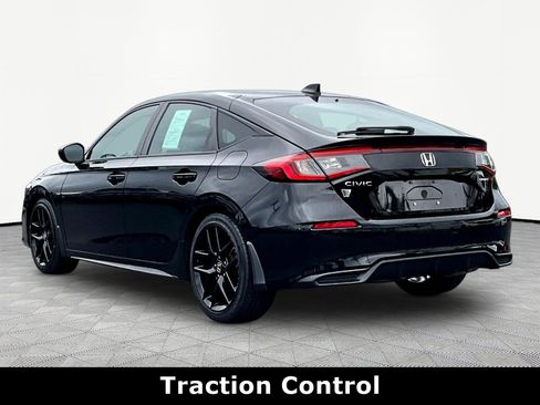 Used 2023 Honda Civic Sport image 4