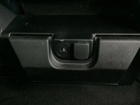 Used 2025 Ford F150 XLT w/ Equipment Group 301A Standard AWD/4WD image 34